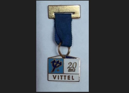 Ab363 pin club - med, vittel