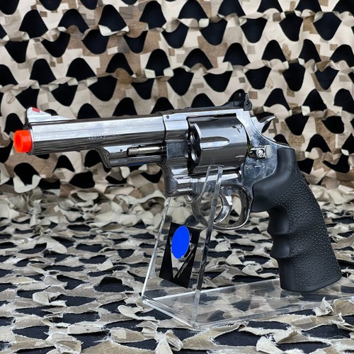 New smith wesson - new,