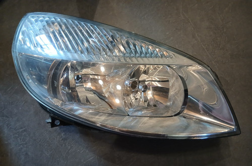 Phare avant droit renault - avant,