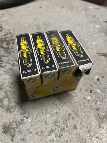 Lot bougies neuves - bougies,