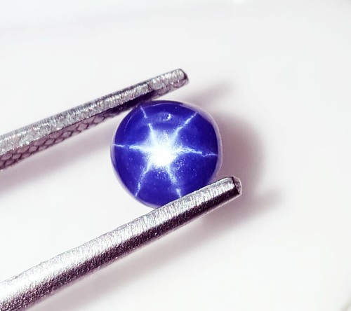 Saphir bleu étoile naturelle