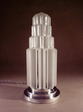 Lampe art déco moderniste building skyscraper