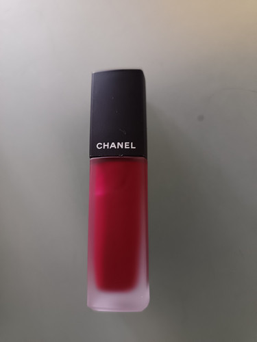 Rouge lèves liquide - à,