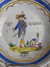 Assiette Vive la Nation 1791  signée HD pour Henri Delcourt Boulogne début XXème