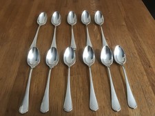 11 CUILLERES A CAFE OU DESSERT