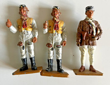 Lot de 3 Figurines dont