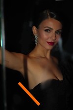 Photo taille au choix VICTORIA JUSTICE (1184)