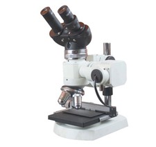 600x Jumelles Incident