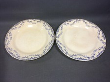 Lot 2 anciennes assiettes
