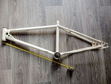 Cadre bmx oldschool 1980's vintage (no raleigh byz gt supercross)