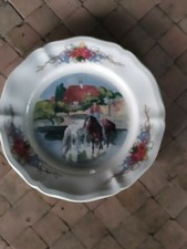 Assiette en Faïence Sarreguemines Obernai signée H.Loux Ancienne