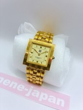 Montre pour femme Givenchy 1