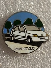 Pin’s Renault Clio Blanche