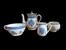 Faïence de Gien - théière, pot à lait et petit pot