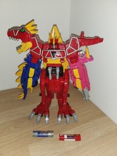 BANDAI 2015 Power Rangers. SUPER CHARGE DINO CHARGE T-REX MEGAZORD + Piles