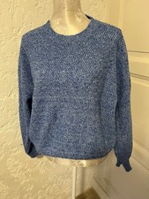 pull bleu taille 44 très bon