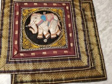 2 housses coussins éléphant broderie sequin perles Inde travail Indien années 70