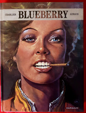 Album BD "BLUEBERRY - intégrale Vol. 5" Giraud. COMME NEUF.