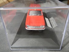NEW !! Automobile PEUGEOT 204