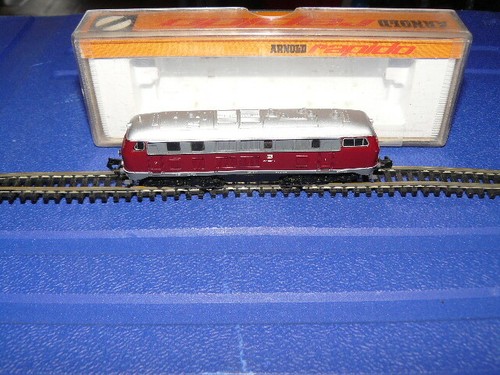 Train echelle - echelle, n