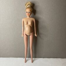 Poupée mannequin  MAMAN SURPRISE ENCEINTE SIMBA TOYS ARE US AVEC TETE BARBIE