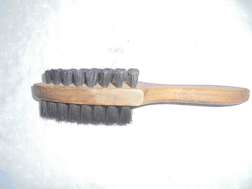 Brosse chausure a netoiyer - chausure,