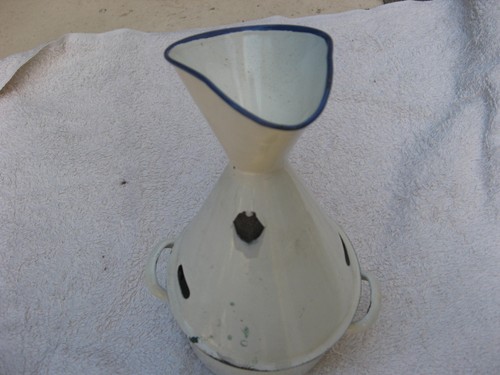 Ancien inhalateur tôle - ancien,