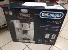 DELONGHI Machine à Café Expresso MAGNIFICA S Cafetière Avec Broyeur ECAM22.140.B