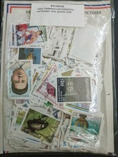 Cambodge Timbres 1000 différents timbres:rare:grosse Cote