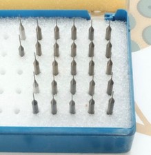 27x Foret perçage PCB Diam 0.60mm Queue 3.175mm d'occasion. Lot de 27