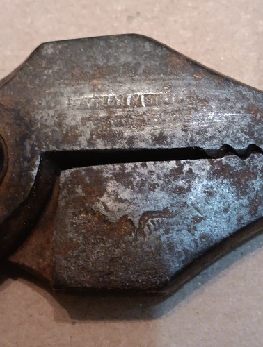 Outils anciens cordonnier - outils,
