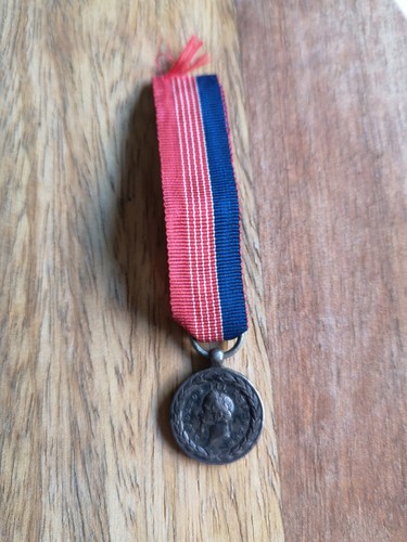 Italian campaign medal second - medal,