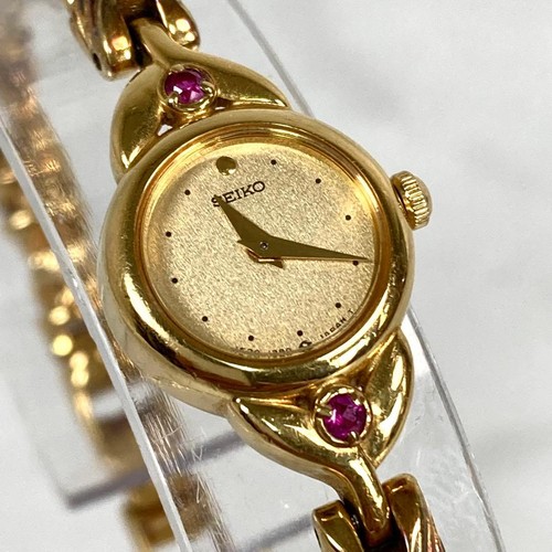 Montre bracelet quartz - à,