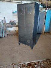 MEUBLE INDUSTRIEL METAL "VESTIAIRE 2 PORTES 