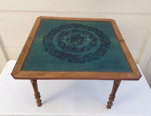 Ancienne table jeux - table,