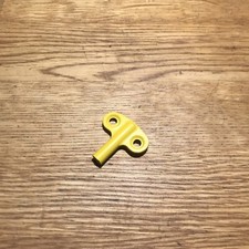 Petite clef Jaune pour Peluche