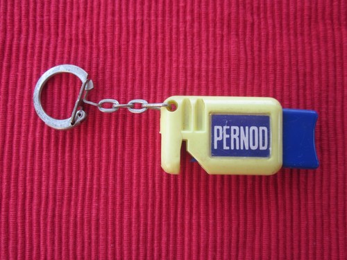 Ancien porte cle pernod - porte,