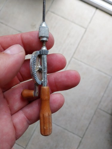 Jouet ancien petite chignole - jouet,
