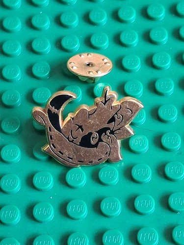 Pin pins arthus bertrand - -,