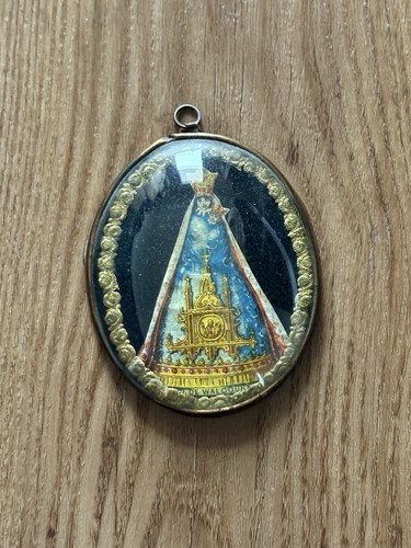 Ancien cadre médaillon ovale