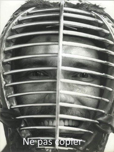 Kendo vers 1985 homme - 1985, masqué