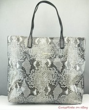 FREE Ship USA Handbag GUESS