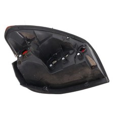 Feu arriere principal gauche