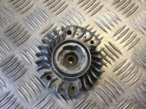 Volant moteur pour - volant,