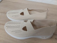 chaussures toile point 39 neuves