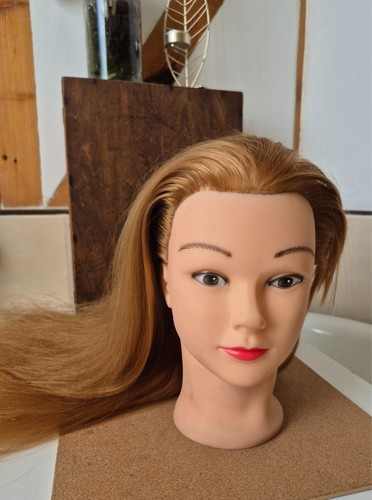 Tête mannequin chatains - de,
