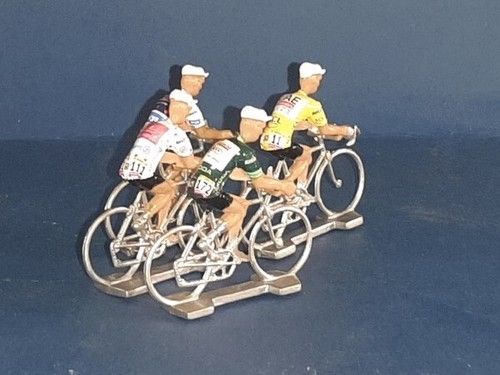Lot cyclistes 2024 - de,