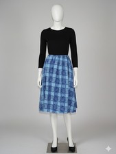 Jupe mi-longue à carreaux