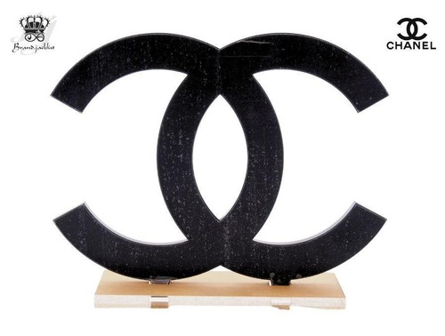 Présentoir magasin chanel - de,