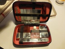 Vintage trousse de toilette complète jamais servi croute de cuir noir complète